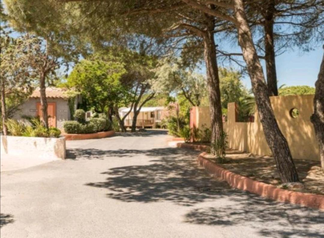 Mobil Home Camping **** Canet En Roussillon מראה חיצוני תמונה